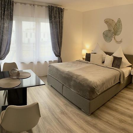 Prime Host Lovely Apartment Karlsruhe Esterno foto