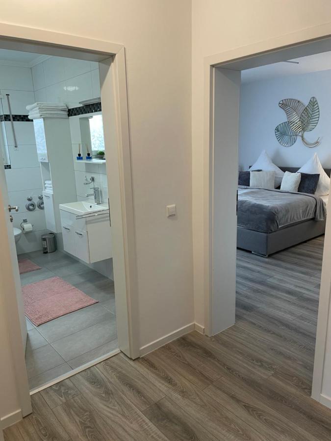 Prime Host Lovely Apartment Karlsruhe Esterno foto