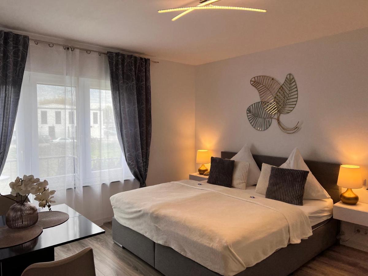 Prime Host Lovely Apartment Karlsruhe Esterno foto